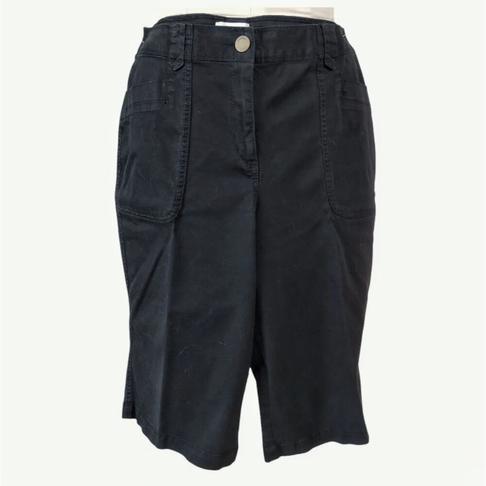 CHICOS Black Bermuda Shorts Size 0.5 Vacation Stretch Cotton Walking Outdoors